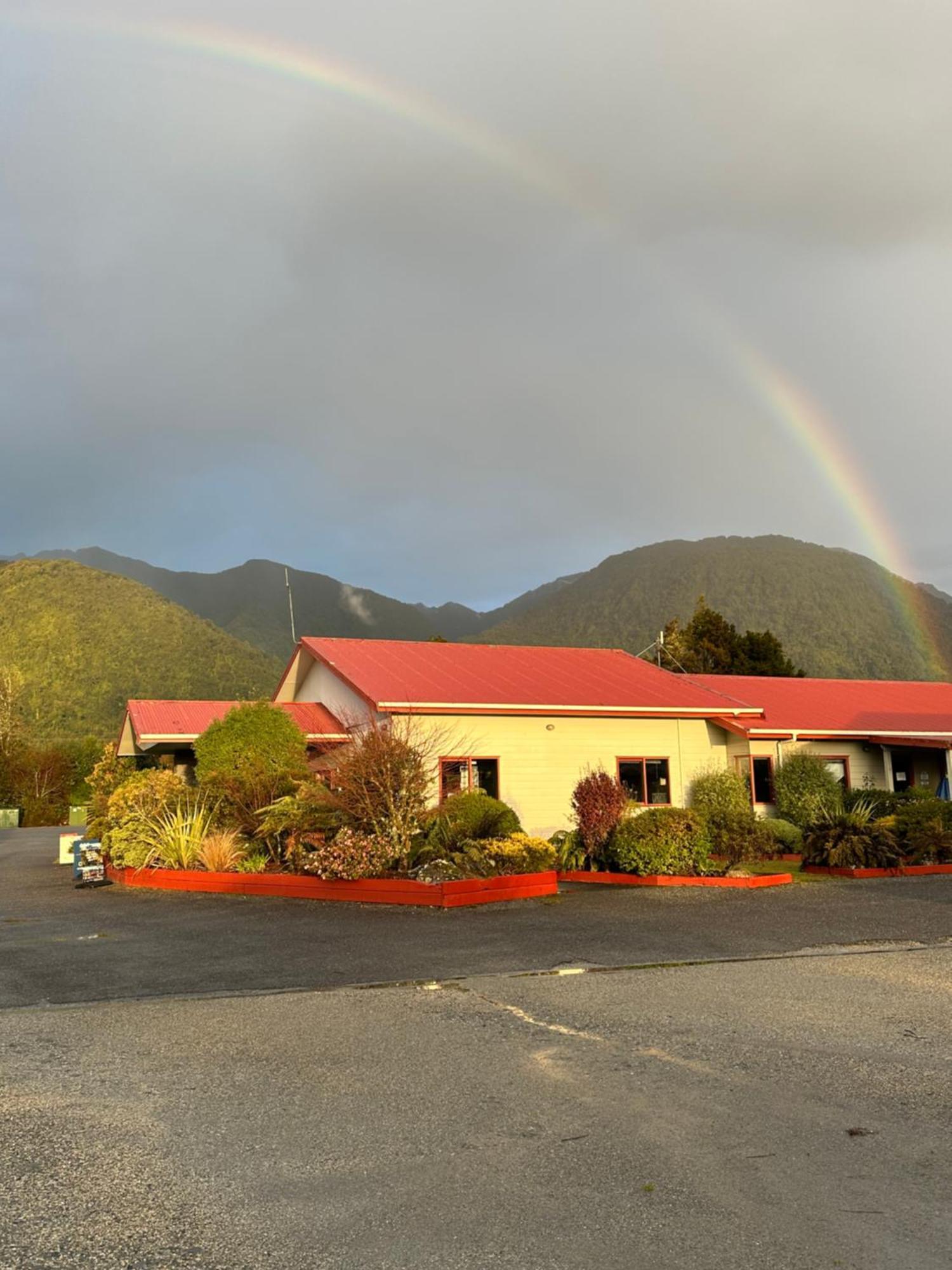 Franz Josef Top 10 Holiday Park Εξωτερικό φωτογραφία